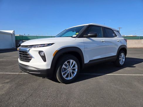 New 2026 Chevrolet TrailBlazer LS w/ LS Convenience Package image 2