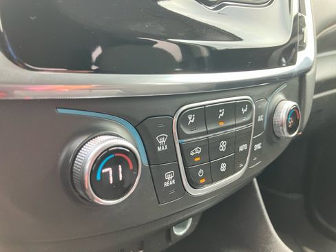 Used 2020 Chevrolet Traverse LS FWD image 22