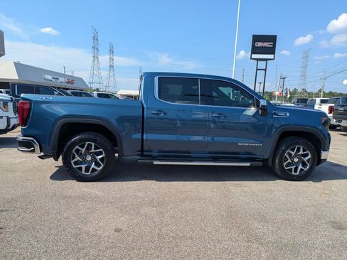 New 2024 GMC Sierra 1500 SLE w/ Preferred Package image 7