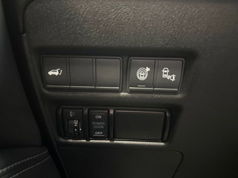 Used 2017 Nissan Armada Platinum w/ Captain Seat Package RWD image 30