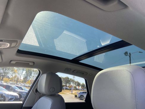 Used 2018 Audi Q5 2.0T Premium Plus w/ Premium Plus Package image 19