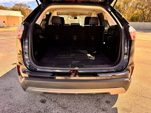 Used 2024 Ford Edge SEL image 14