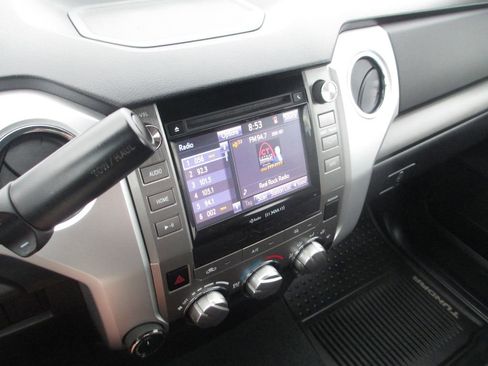 Used 2014 Toyota Tundra SR5 AWD/4WD image 25