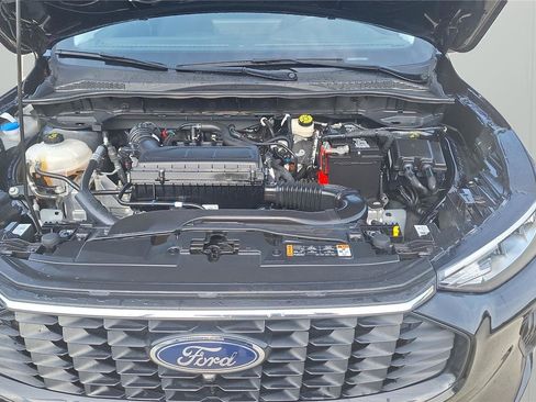 Used 2023 Ford Escape Active w/ Tech Pack #2 image 9