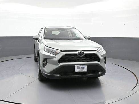 Certified 2020 Toyota RAV4 XLE w/ Convenience Package AWD/4WD image 2