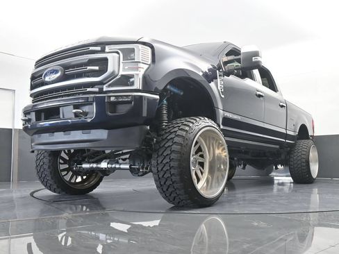 Used 2022 Ford F350 Platinum AWD/4WD image 64