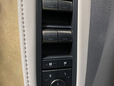 Used 2025 Lexus RX 350h image 18