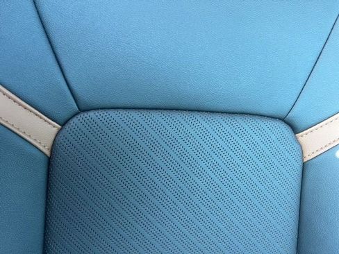 Used 2023 GMC Canyon AT4 w/ AT4 Premium Package image 38