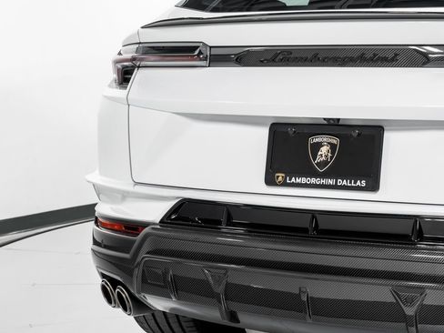 Used 2024 Lamborghini Urus Performante AWD/4WD image 58