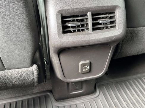 Certified 2024 Chevrolet Equinox RS w/ RS Leather Package FWD image 15