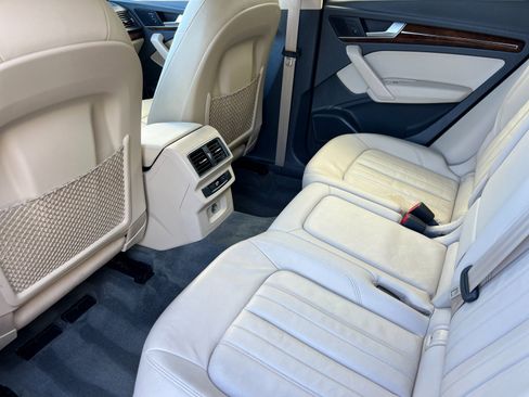 Used 2018 Audi Q5 2.0T Premium Plus w/ Premium Plus Package image 11