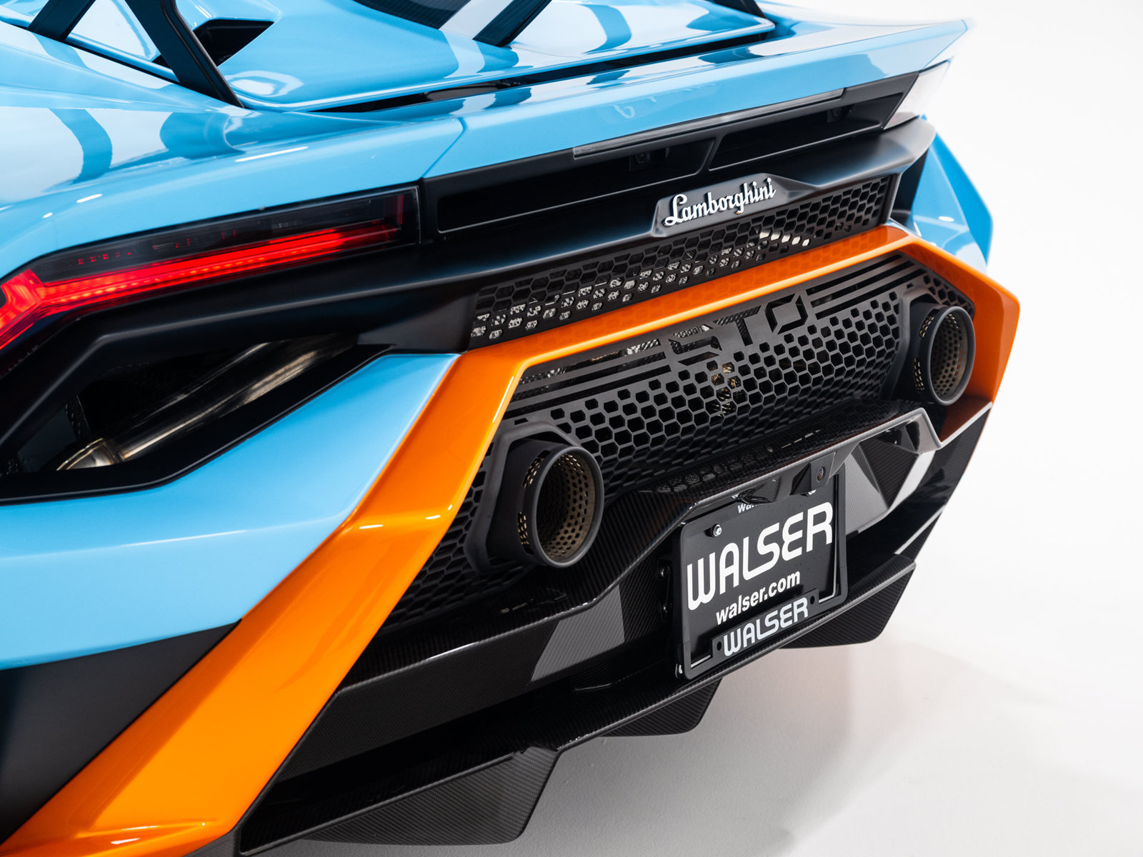 Used 2022 Lamborghini Huracan STO RWD image 26