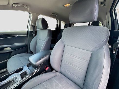Used 2019 Kia Sorento AWD image 20