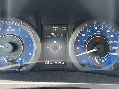 Used 2018 Toyota Sienna XLE w/ XLE Navigation Package AWD/4WD image 19