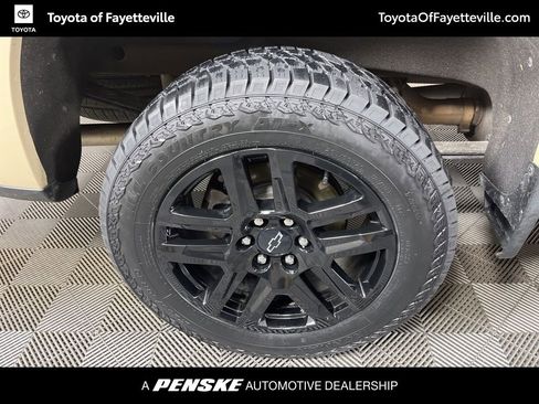 Used 2022 Chevrolet Silverado 1500 LT Trail Boss w/ LT Trail Boss Premium Package AWD/4WD image 13