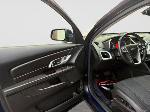 Used 2017 GMC Terrain SLE w/ Convenience Package AWD/4WD image 11