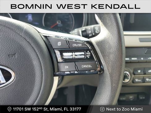 Used 2021 Kia Sportage LX image 15