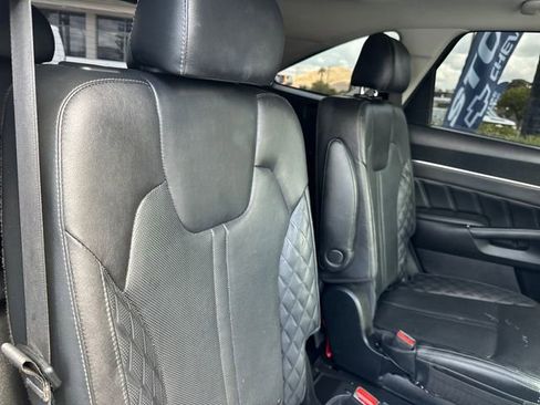 Used 2021 Kia Sorento SX image 32