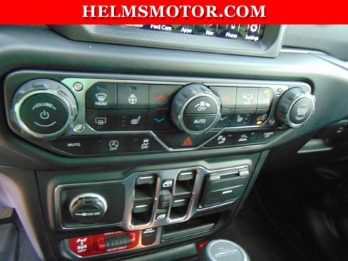 Used 2021 Jeep Gladiator Mojave AWD/4WD image 30
