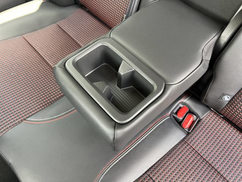 New 2026 Nissan Kicks SR w/ SR Premium Package FWD image 19
