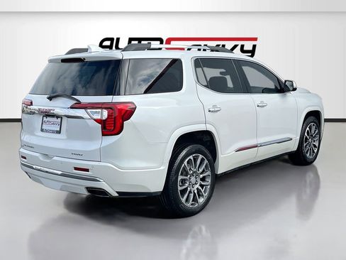 Used 2023 GMC Acadia Denali w/ Denali Ultimate Package AWD/4WD image 7
