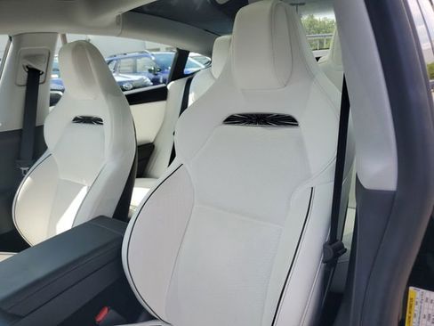 Used 2024 Tesla Model 3 Performance AWD/4WD image 21