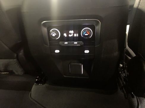 Used 2024 Chevrolet Tahoe LT AWD/4WD image 28