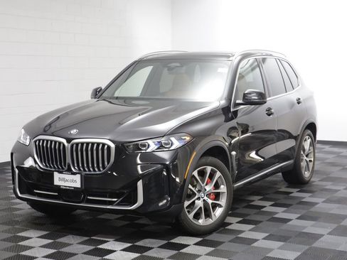 Used 2024 BMW X5 xDrive40i w/ Premium Package AWD/4WD image 1