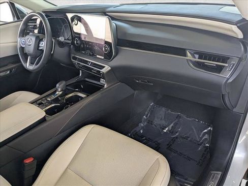 Used 2024 Lexus RX 350 FWD w/ Technology Package image 23