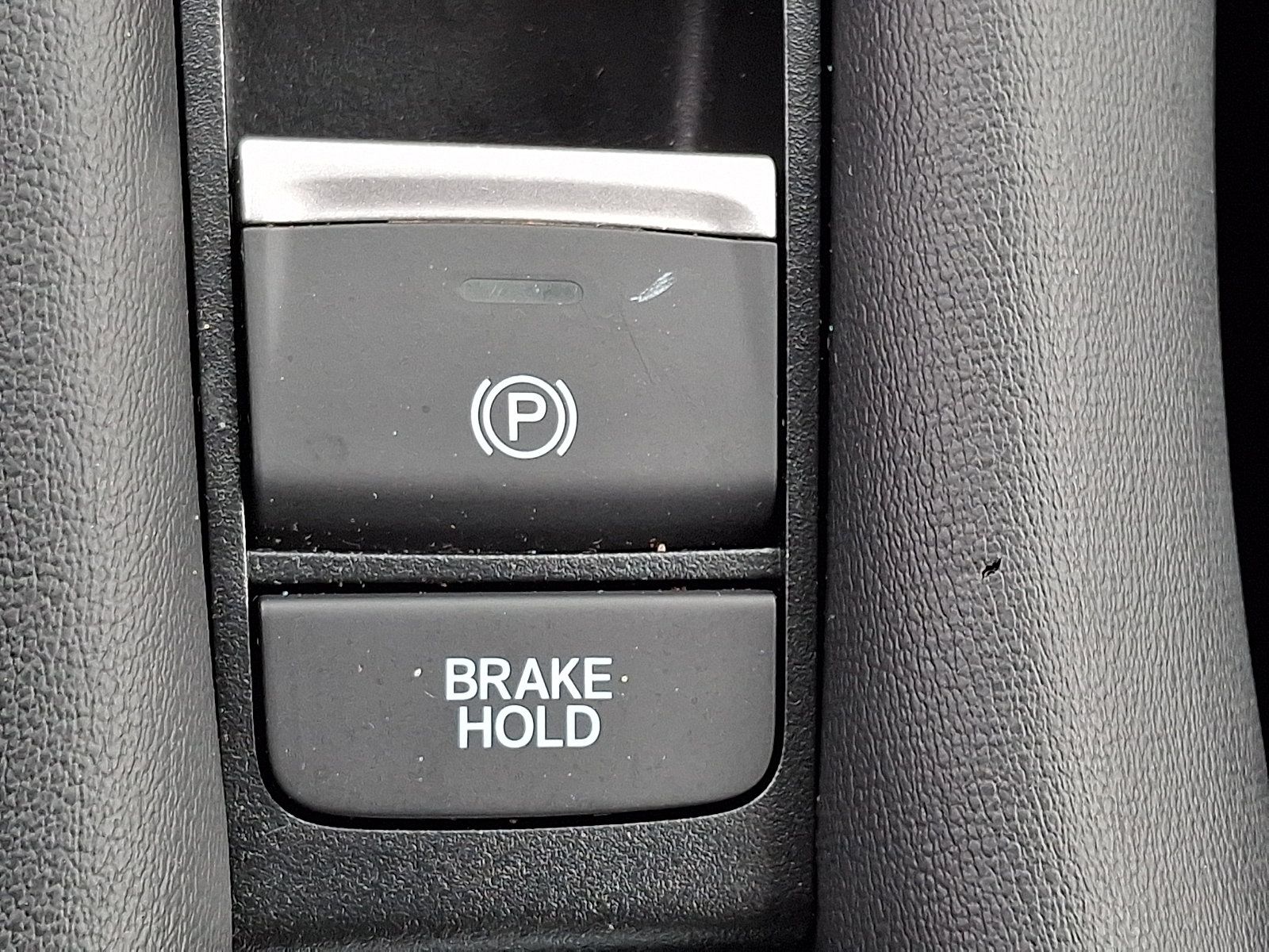 Used 2023 Honda HR-V LX image 25