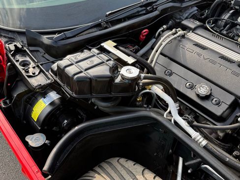 Used 1996 Chevrolet Corvette Convertible RWD image 29