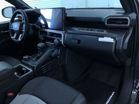 New 2026 Toyota Tacoma TRD Off-Road image 17
