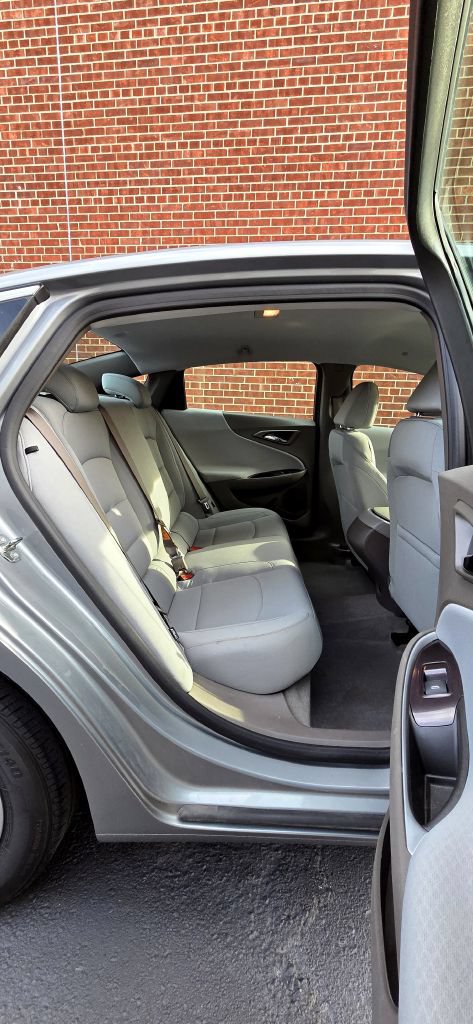 Used 2023 Chevrolet Malibu LS FWD image 9