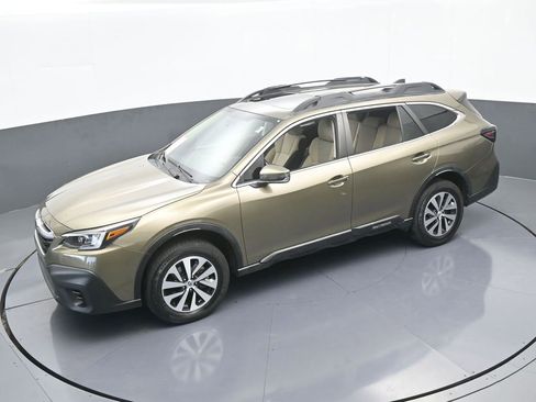 Used 2021 Subaru Outback Premium image 47