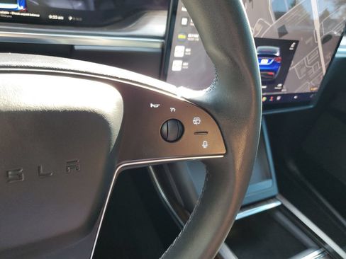 Used 2023 Tesla Model X AWD/4WD image 27