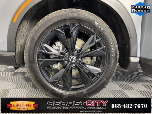 Used 2025 Honda CR-V Sport Touring image 9