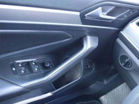 Used 2019 Volkswagen Jetta S image 24