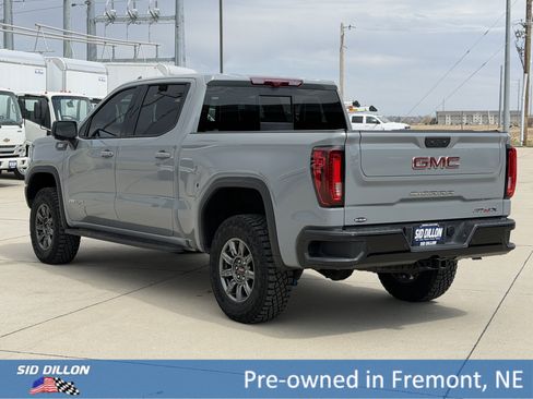 Used 2025 GMC Sierra 1500 AT4X image 9