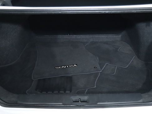 Used 2024 Nissan Sentra S image 30