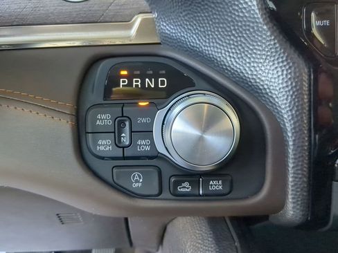 Used 2025 RAM 1500 Limited w/ Off Road Group image 9