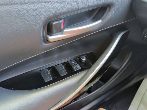 Used 2019 Toyota Corolla XSE FWD image 27