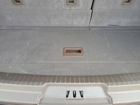 Used 2024 Ford Expedition King Ranch image 8