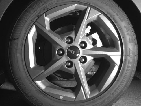 Used 2025 Kia K4 FWD image 14