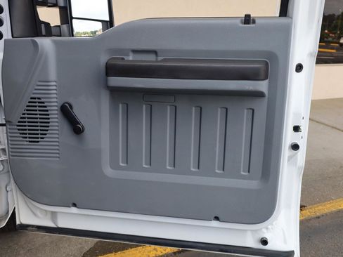 Used 2015 Ford F250 XL w/ XL Value Package RWD image 15