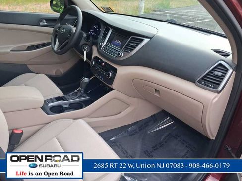Used 2017 Hyundai Tucson SE w/ SE Popular Package 02 AWD/4WD image 14