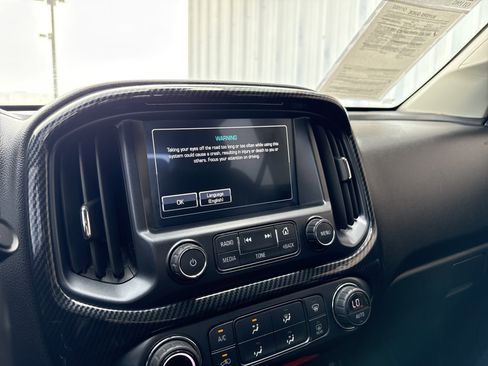 Used 2018 Chevrolet Colorado ZR2 image 22