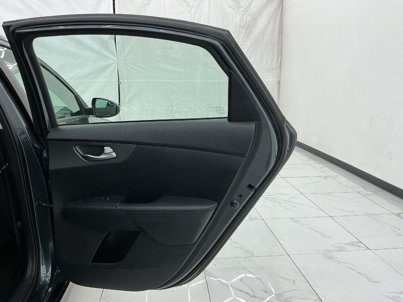 Used 2020 Kia Forte LXS FWD image 25