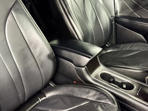 Used 2019 Lincoln MKC Reserve w/ MKC Climate Package image 32