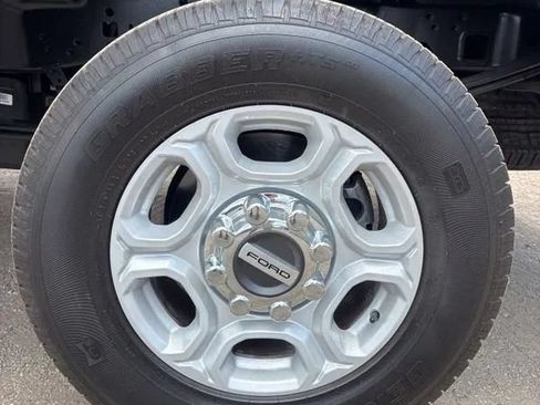 Used 2026 Ford F250 XLT AWD/4WD image 16