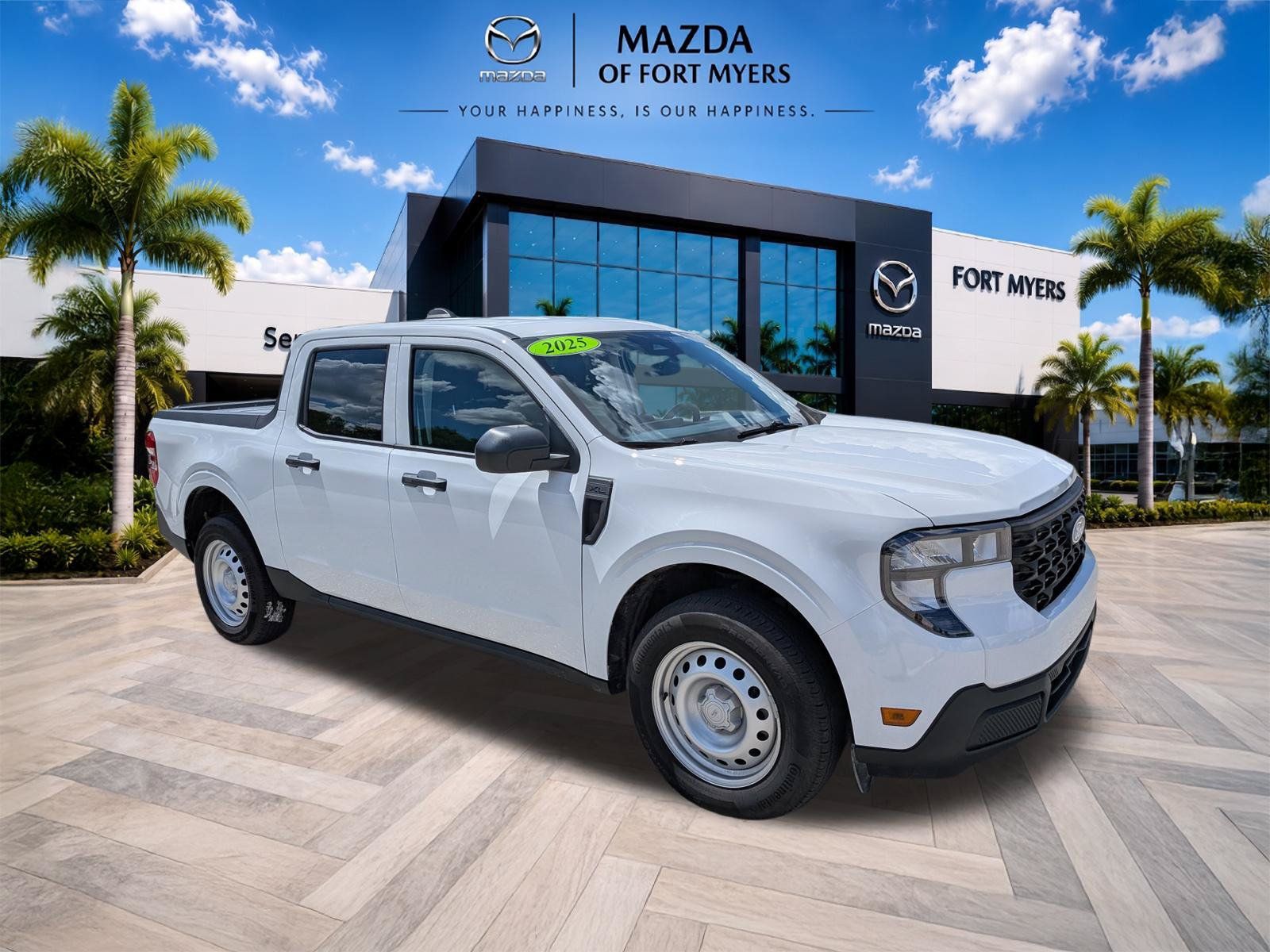 Used 2025 Ford Maverick XL w/ Equipment Group 102A AWD/4WD image 1